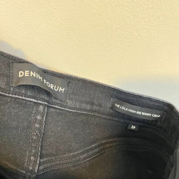 Aritzia Denim Forum The Lola High Rise Skinny Crop Raw Hem  Washed Black Jeans - Picture 6 of 7